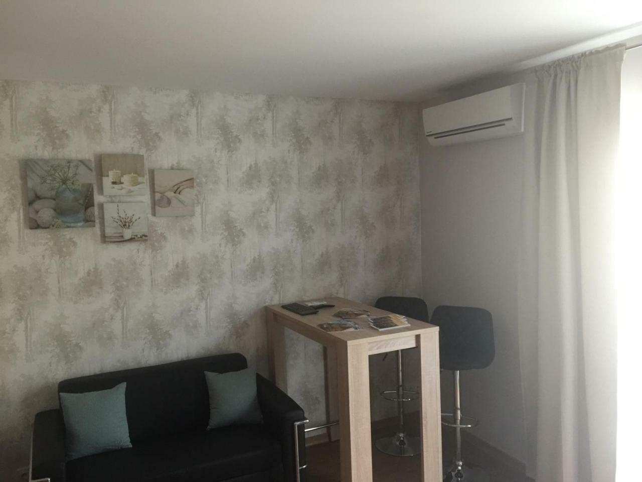 Air Conditioned Terrace Apartment Prague Praga Exterior foto