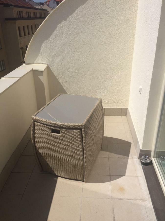 Air Conditioned Terrace Apartment Prague Praga Exterior foto